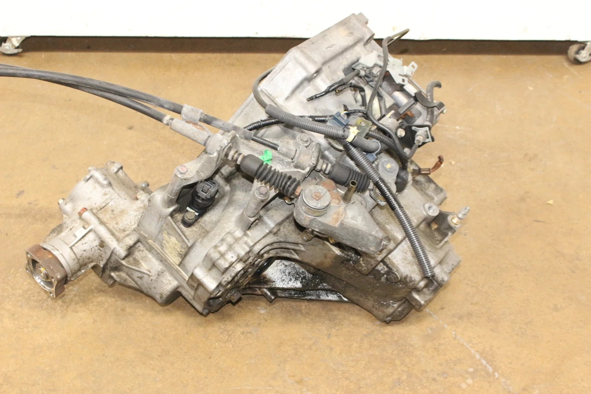 1997 1998 1999 2000 2001 Honda CRV Manual Transmission AWD 5-Speed 4X4 B20B 2.0L JDM - Image 3