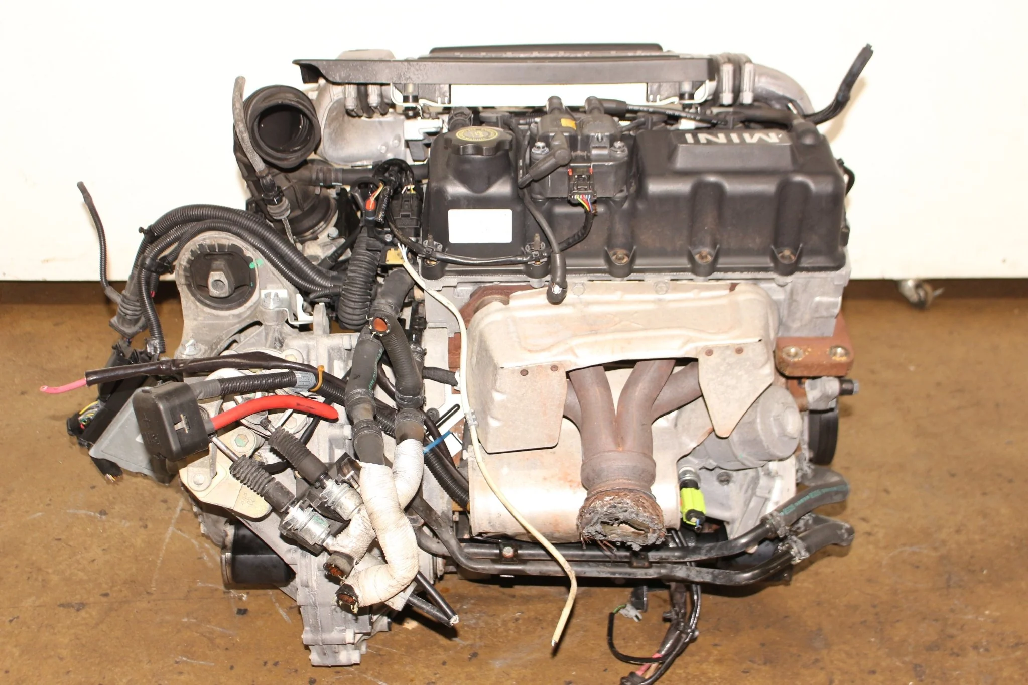 2002 2003 2004 2005 2006 Mini Cooper S Engine 1.6L SOHC Supercharged Motor Manual Transmission - Image 11
