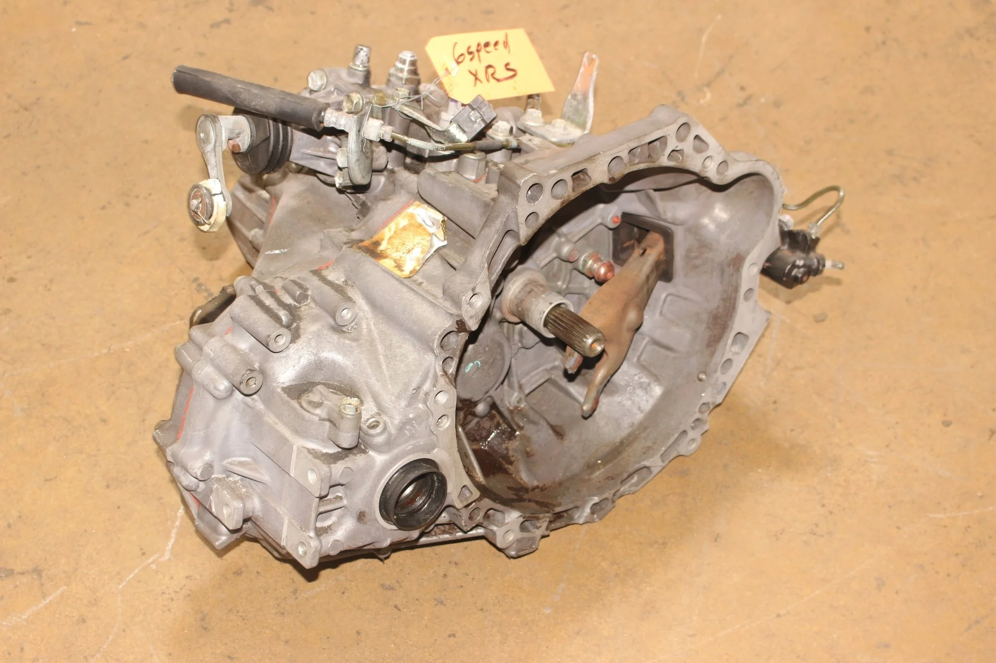 2003 2004 2005 2006 2007 2008 Toyota Matrix XRS Manual JDM Transmission 6 Speed 1.8L 2ZZGE - Image 4