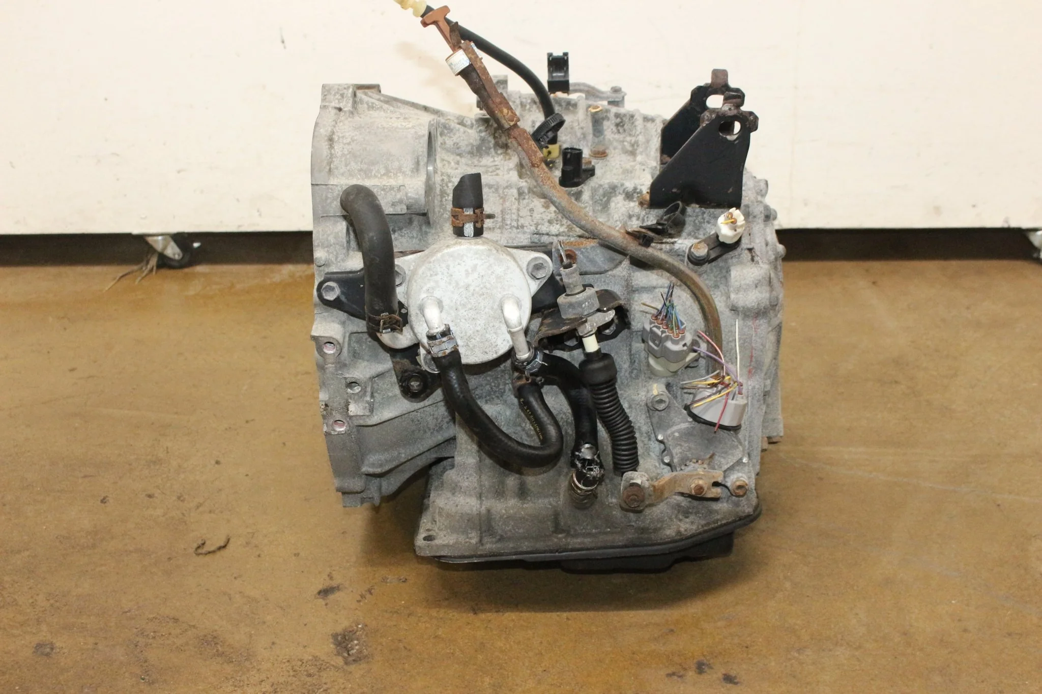 2005-2010 Scion TC Automatic JDM Transmission 2.4L 2AZ - Image 4