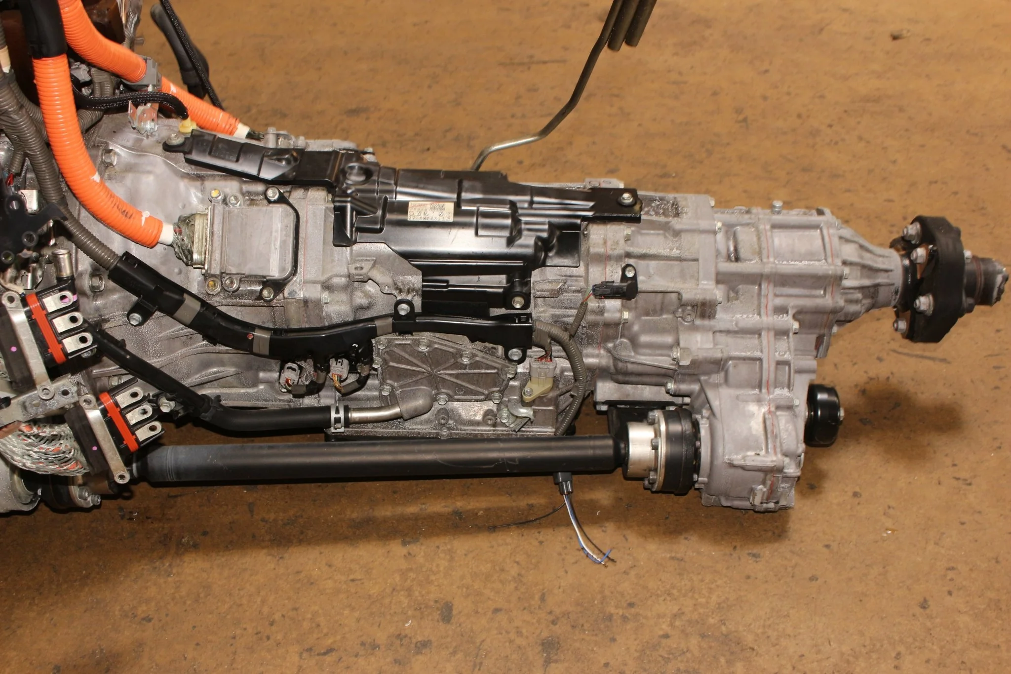 2008 2009 2010 2011 2012 2013 2014 2015 2016 Lexus LS600H Automatic AWD Transmission 5.0L V8 Hybrid JDM 2UR-FSE - Image 5