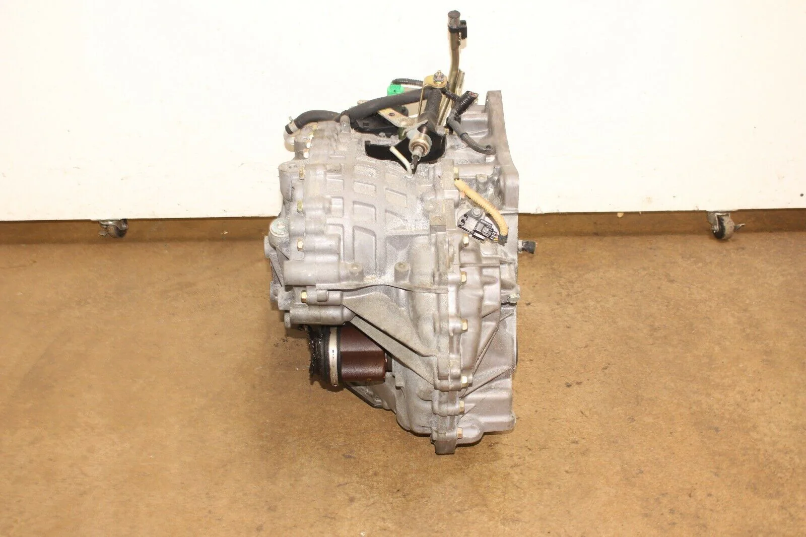 2013-2014 Nissan NV200 Transmission CVT Automatic JDM 2.0L MR20 - Image 9