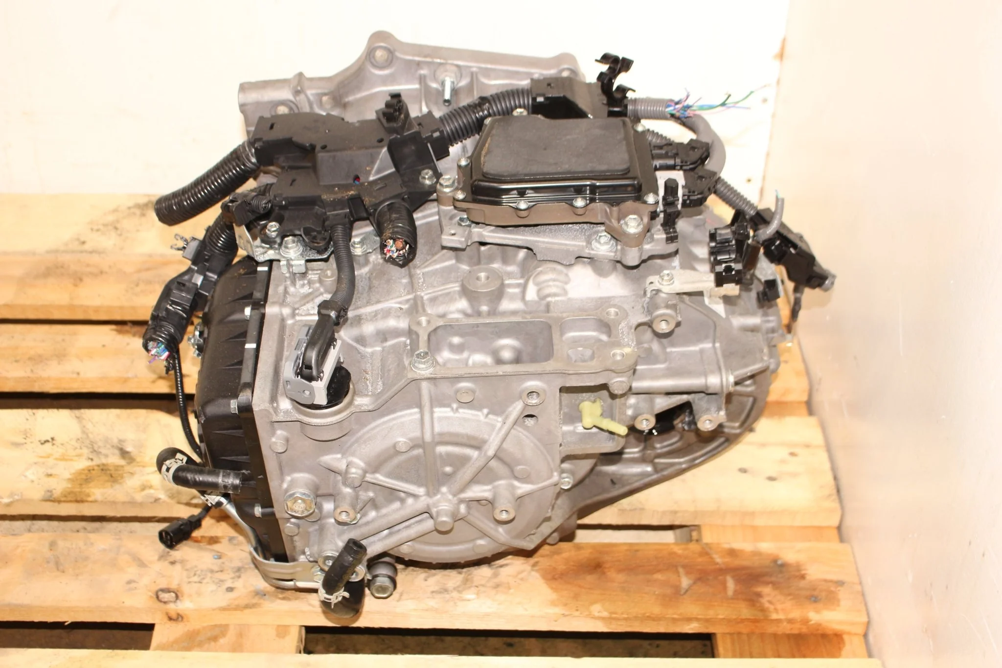 2018 2019 2020 2021 2022 2023 2024 Toyota Camry 2.5L Automatic Transmission JDM A25A 32k Miles - Image 3