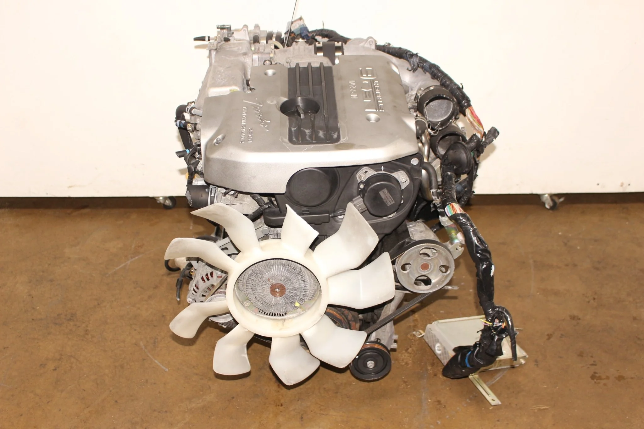 JDM RB25 Motor Nissan Skyline R34 Neo AWD Engine 2.5L Motor RB25DET - Image 2