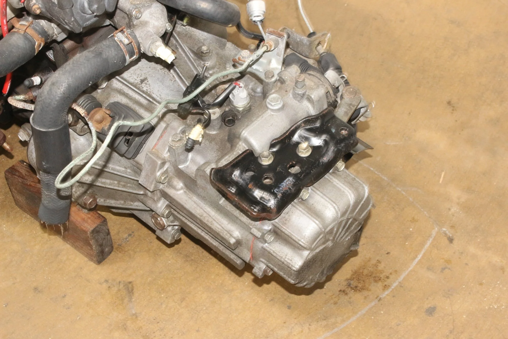 JDM Toyota Levin Corolla 4AGE Silver-Top 20-Valve 4A-GE 1.6L Engine 5-Speed Transmission - Image 5
