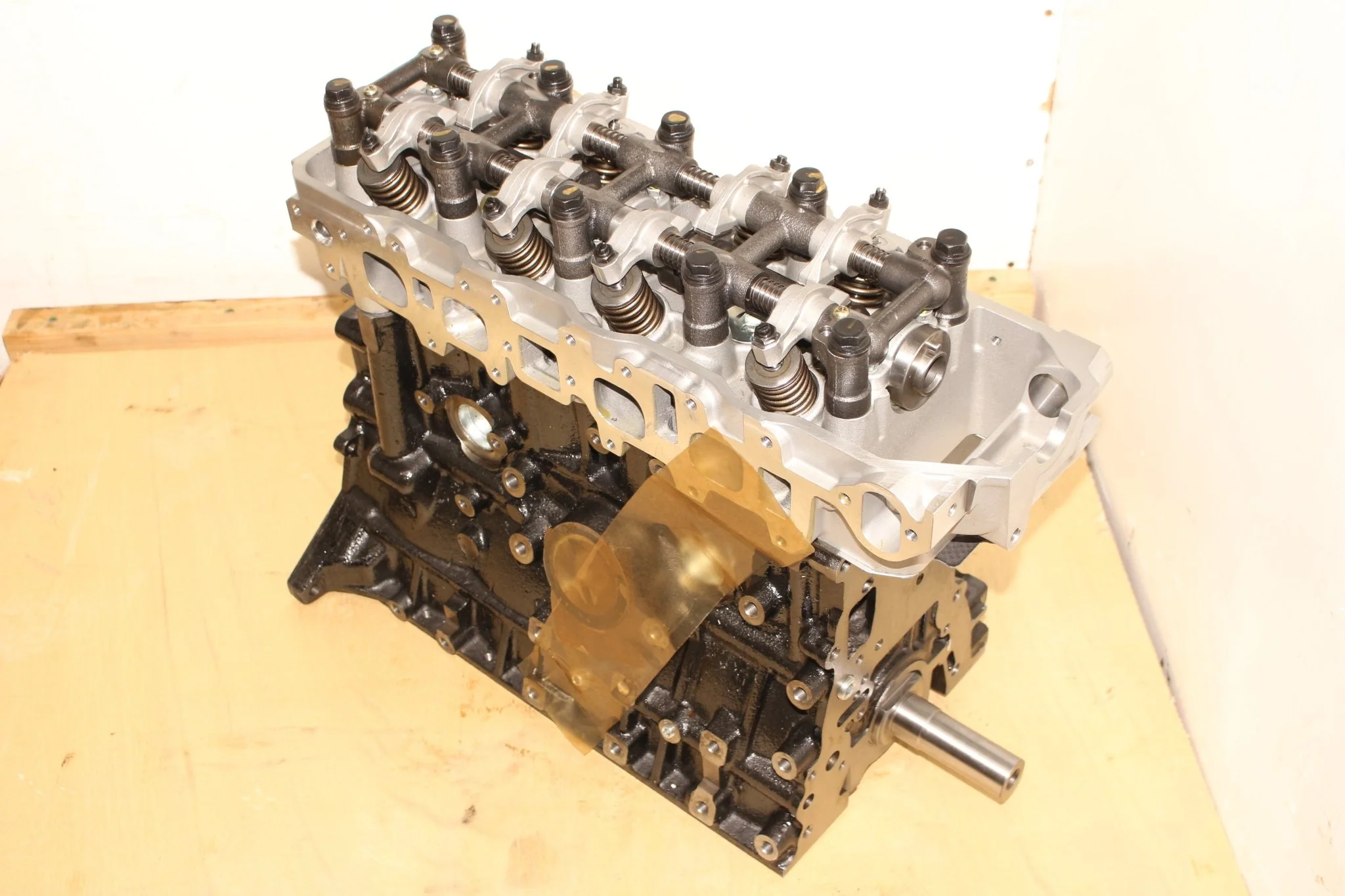 Remanufactured 1985 1986 1987 1988 1989 1990 1991 1992 1993 1994 1995 Toyota Pick Up Truck 2.4L Engine 22R-E 4-Cylinder Motor - Image 2