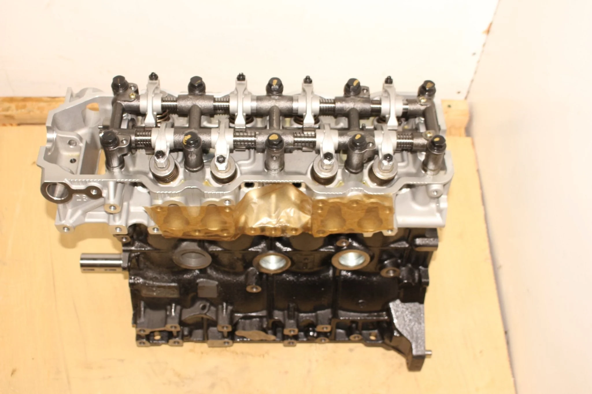 Remanufactured 1985 1986 1987 1988 1989 1990 1991 1992 1993 1994 1995 Toyota Pick Up Truck 2.4L Engine 22R-E 4-Cylinder Motor - Image 3